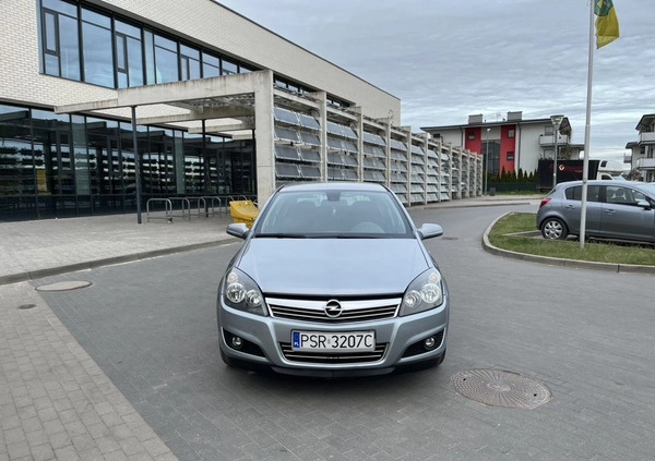 Opel Astra cena 14000 przebieg: 185000, rok produkcji 2009 z Poznań małe 277